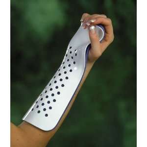   . Provides radial ulnar support in treatment of colles fractures