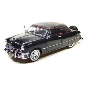  1950 Ford Convertible Top Up 1/18 Black c/o: Toys & Games