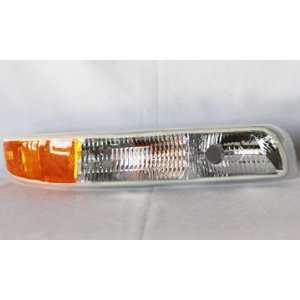   Suburban CAPA Certified Replacement Right Turn Signal Lamp: Automotive