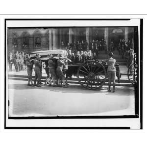  Historic Print (M): [Soldiers loading flag draped casket 