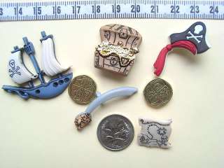 NOVELTY BUTTONS   PIRATES # 259  