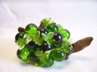 VTG Large Green Lucite/Acrylic Green Grape Cluster NICE  