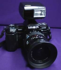 MINOLTA MAXXUM 7000 AF Camera w/AF ZOOM 28 85 & 70 210mm lenses 1800AF 