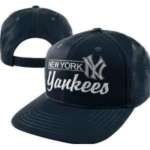  New York Yankees Mascot Design Embroidered Logo Snapback 