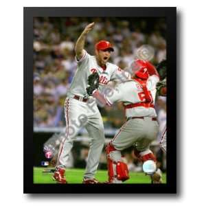  Brad Lidge & Carlos Ruiz celebrate winning Game Five of 