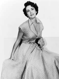 ELIZABETH TAYLOR PUBLICITY PHOTO   Hollywood 1950s Legendary Movie 