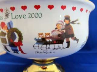 Charles Wysocki Gold Footed Bowl Christmas Love 2000  