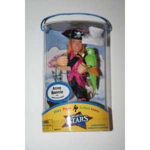  World Stars Anne Bonnie Pirate Figure with Parrot and 