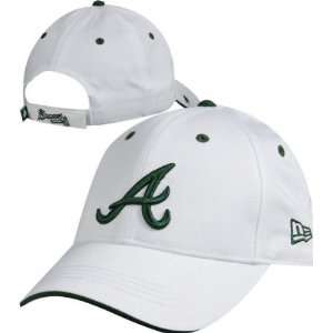  Atlanta Braves White Hooley Adjustable Hat: Sports 