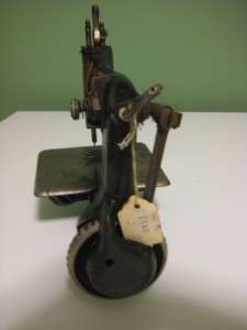 Small Antique Industrial Singer 24 7 Chain Stitch Sewing Machine Born 