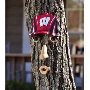  Wisconsin Badgers Forest Face: Sports & Outdoors