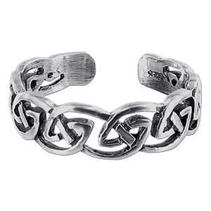  Sterling Silver Celtic Knot Design Toering: Jewelry