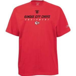  Kansas City Chiefs Red Equipment T Shirt: Sports 