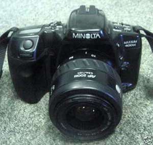 Minolta Maxxum 400Si AF Film Camera +35 70mm Zoom Lens  