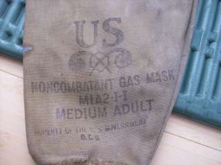 WWII NONCOMBATANT GAS MASK M1A2 I I AIRBORNE  