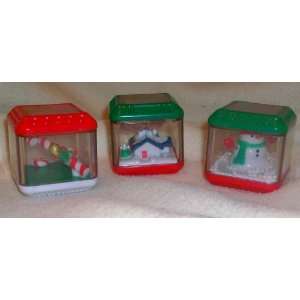    Fisher Price Christmas Theme Peek a Boo 3 Blocks Toys & Games