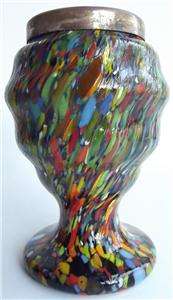 Vase is in great condition with no cracks, chips or bruises.