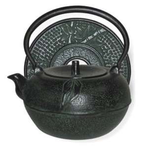 Tetsubin teapot apple w/trivet,infuser 54oz (C47)  