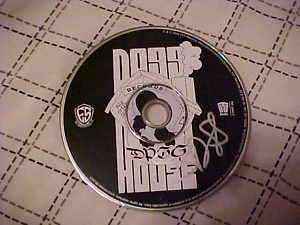 SNOOP DOGG SIGNED DOGGY HOUSE CD  
