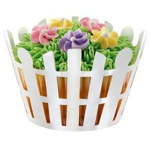 Wilton Cupcake Wrappers   Picket Fences 