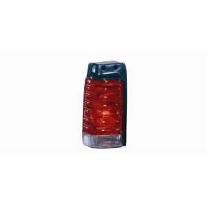    91 95 PLYMOUTH VOYAGER TOWN & COUNTRY LEFT TAIL LIGHT: Automotive