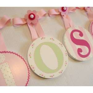 hand painted round wall letters   dainty flowers