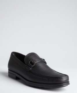 Salvatore Ferragamo black leather Collins loafers   up to 70 