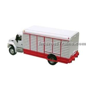   Scale International 4300 2 Axle Beverage Truck   White Toys & Games