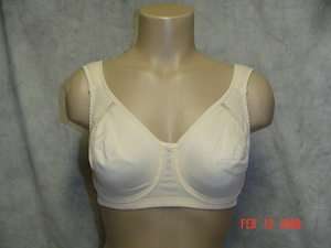 BREEZIES MICROFIBER SEAMLESS SUPPORT BRA WITH ULTIMAIR  