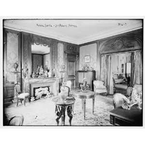  St. Regis Hotel Royal Suite,fireplace,mirror