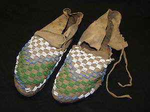 RARE SIOUX SINEW SEWN NATIVE AMERICAN MOCCASINS   PRICE DROP  