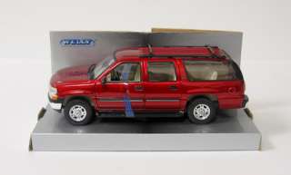 2001 Chevrolet Suburban Diecast Model Car   Truck  1:24 Scale   Welly 