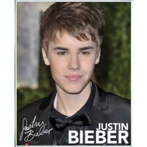 Justin Bieber Mini Poster und Kunststoff Rahmen   Fliege, Autogramm 