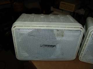 Bose 101 Indoor/Outdoor Monitor Speakers (pair) *Sounds Great*  