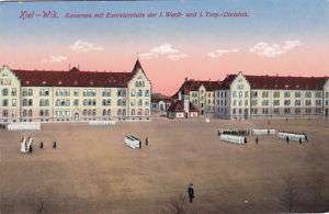 AK Kiel Wik 1910 Kaserne mit Exerzierplatz, color  
