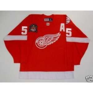  NICKLAS LIDSTROM Detroit Red Wings Jersey 98 CUP PATCH 