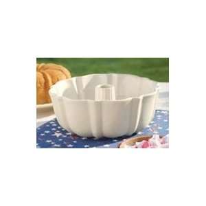  Woven Traditions Fluted Cake Pan 