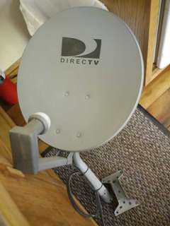 HUGHES Directv HBH SA Receiver & Dual LNB Satellite Dish w/ Mount 