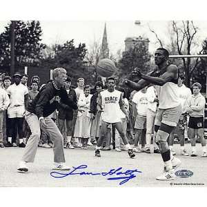 Lou Holtz Notre Dame Fighting Irish   Playing Basketball with T Brown 