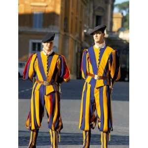  Swiss Guards, St. Peters, Vatican, Rome, Lazio, Italy 