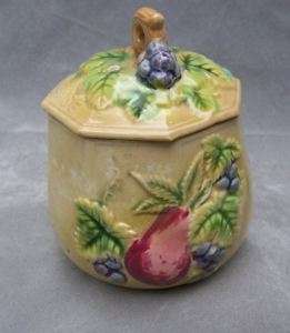 Vintage Japan Pottery Majolica Grapes Octagon Sugar/Lid  